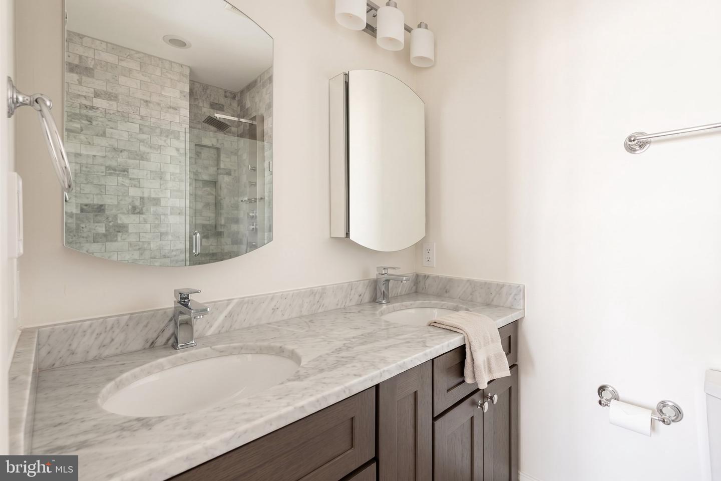 3322 Prospect St Nw Property Photo 14