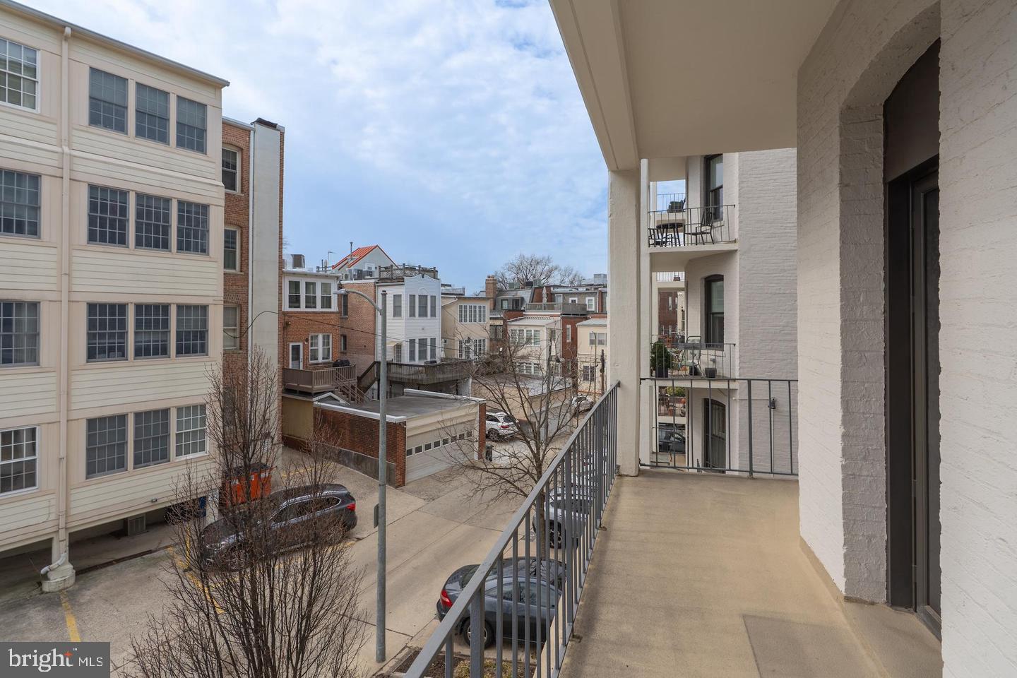2230 California St Nw #3be Property Photo 33