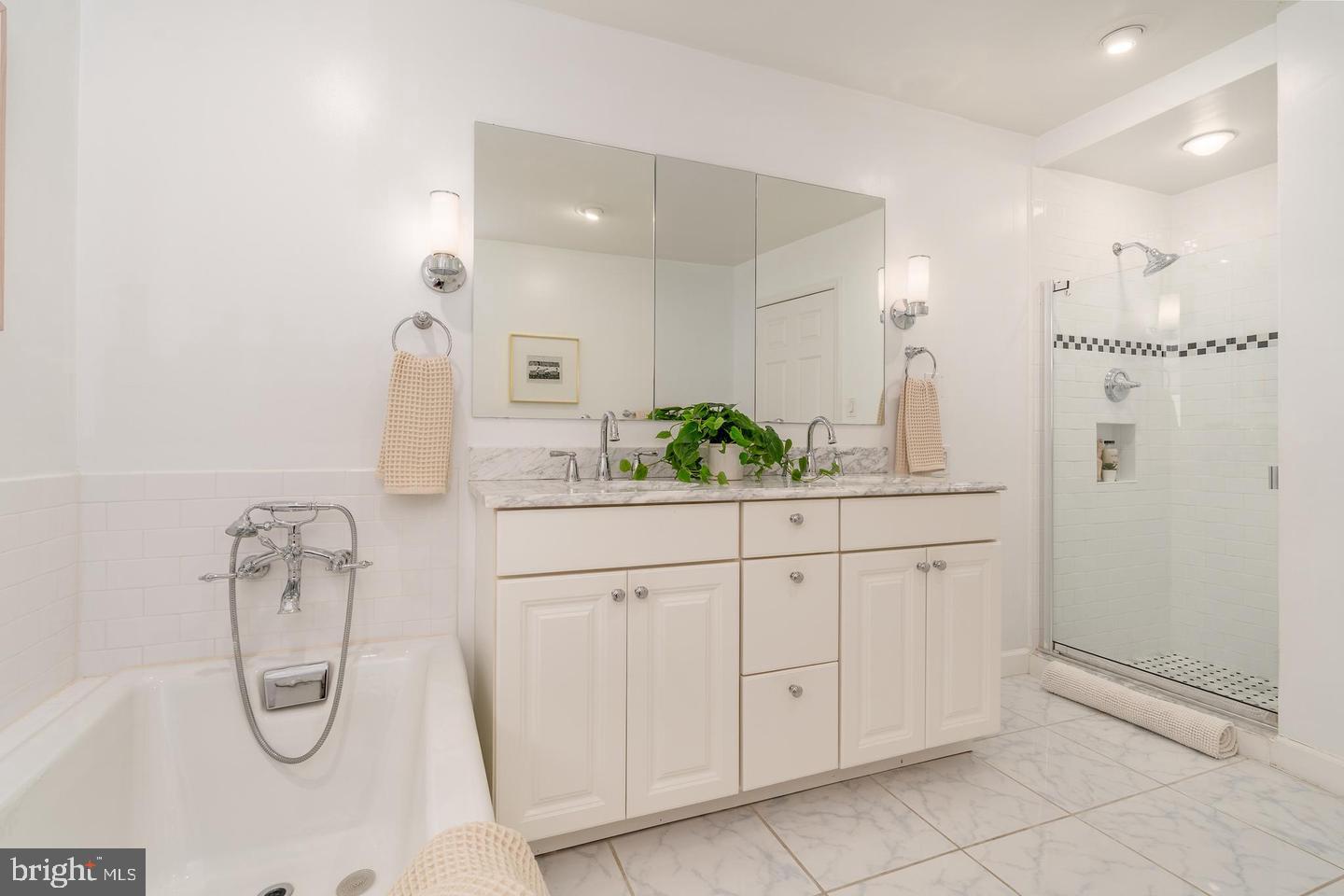 2230 California St Nw #3be Property Photo 35