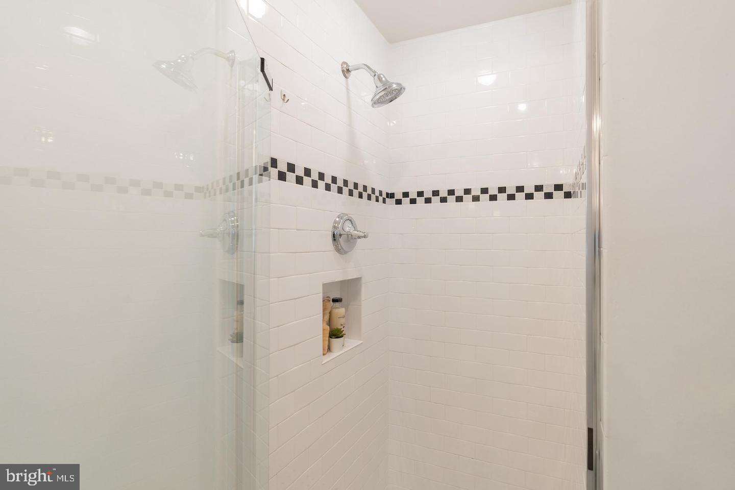 2230 California St Nw #3be Property Photo 38