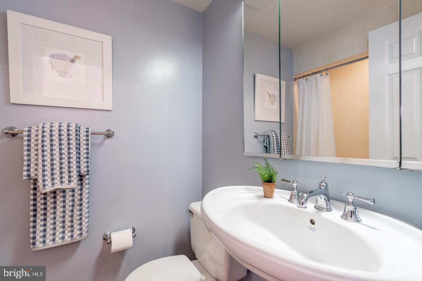 2230 California St Nw #3be Property Photo 43