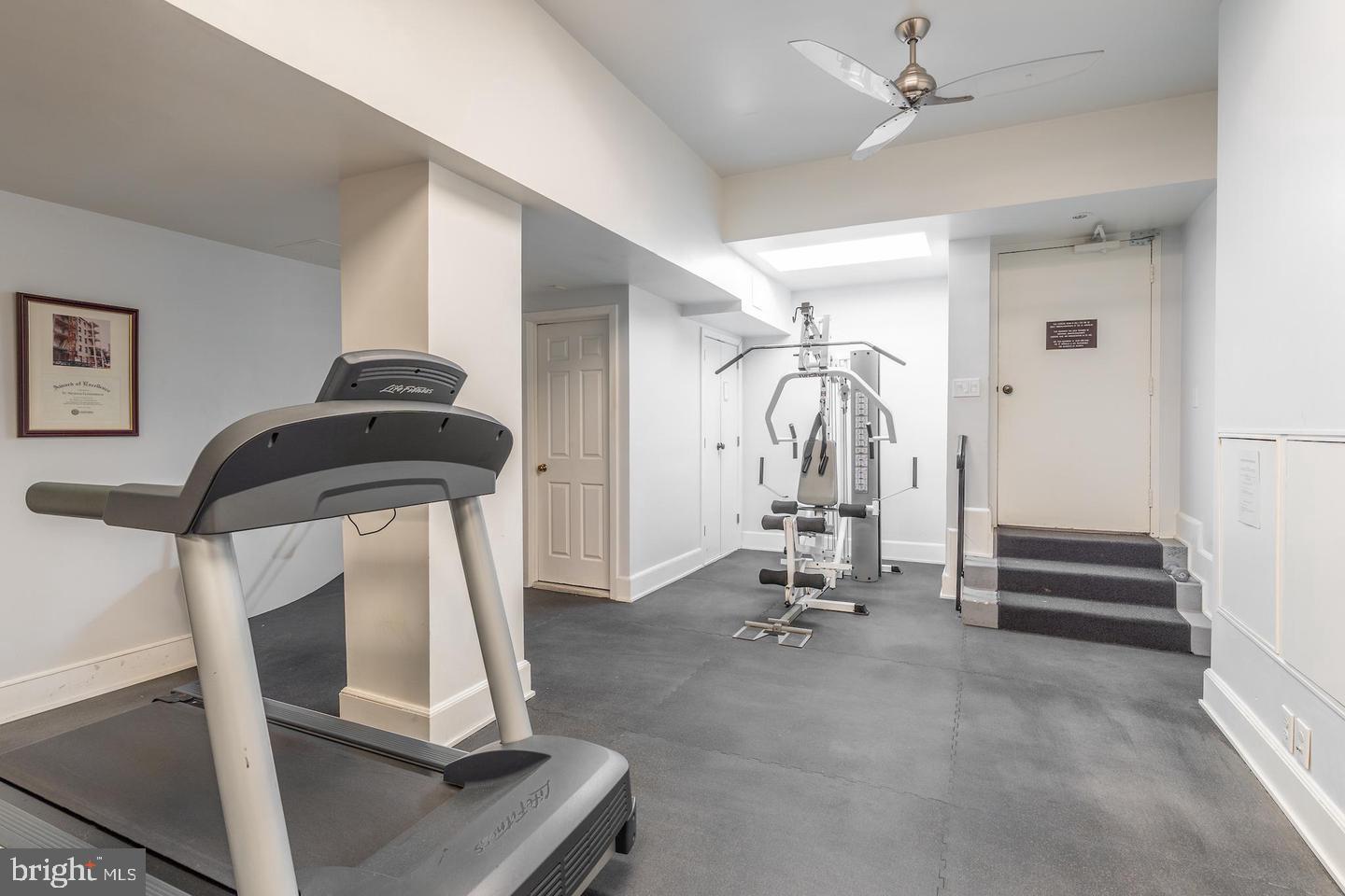 2230 California St Nw #3be Property Photo 46