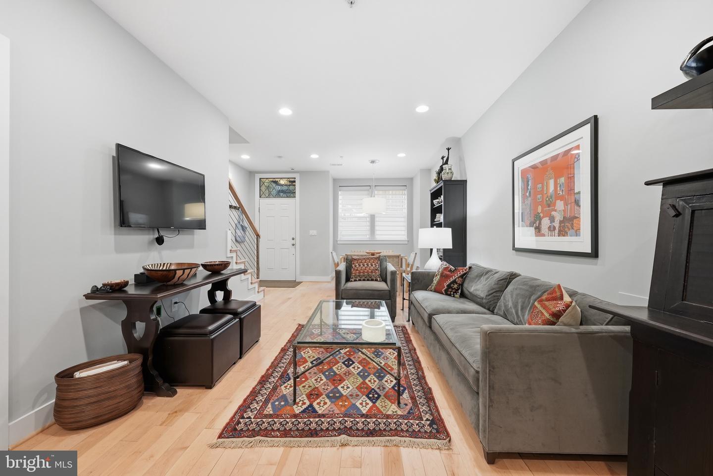 751 P St Nw #5 Property Photo 3