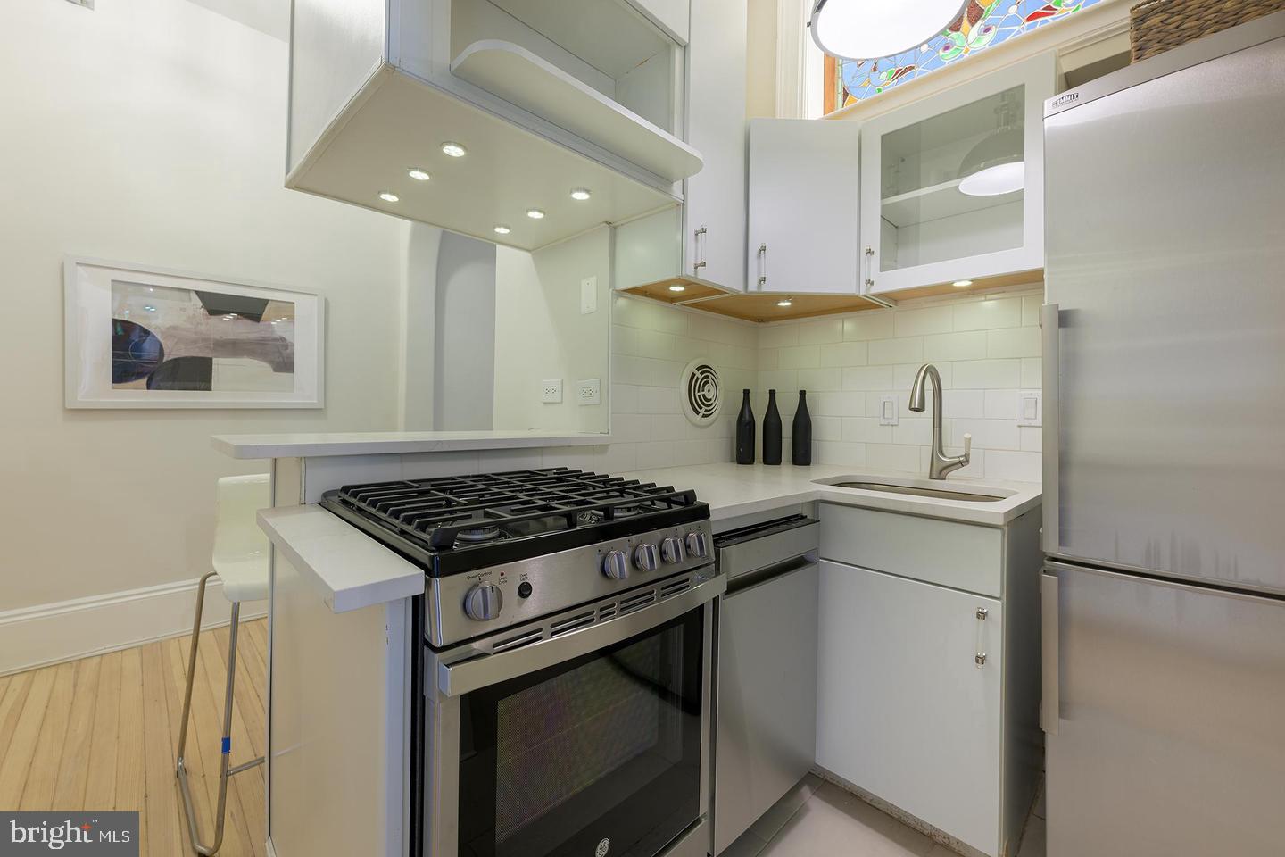 2853 Ontario Rd Nw #107 Property Photo 8