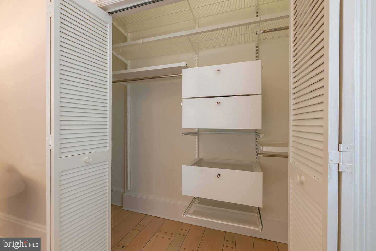 2853 Ontario Rd Nw #107 Property Photo 16