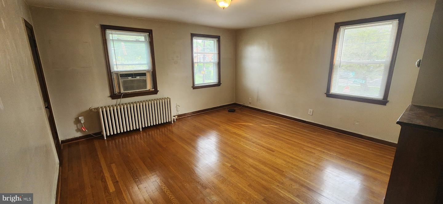 1217 30th St Se Property Photo 10