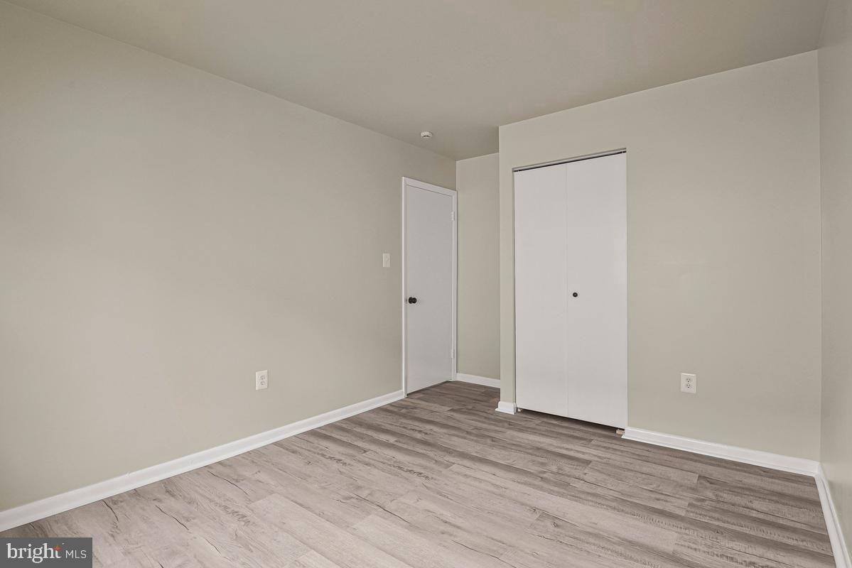 1229 Delafield Pl Ne Property Photo 19