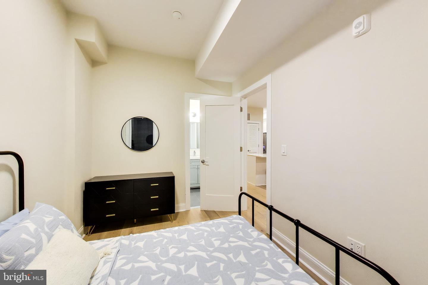 4319 Harrison St Nw #2 Property Photo 17