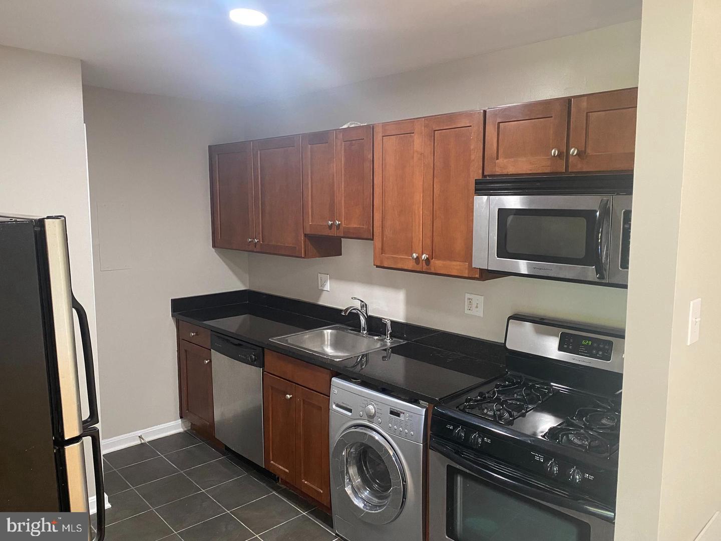 3103 Naylor Rd Se #203 Property Photo 4