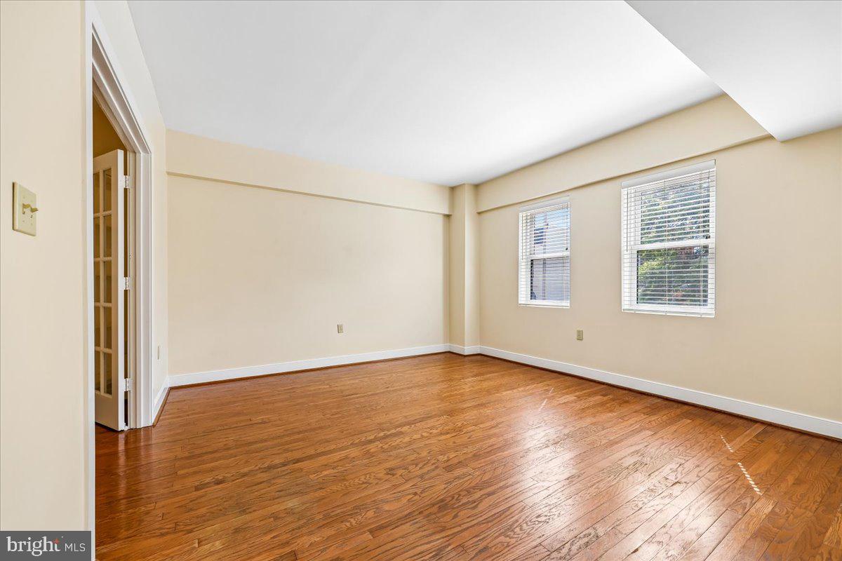 1727 R St Nw #201 Property Photo 8