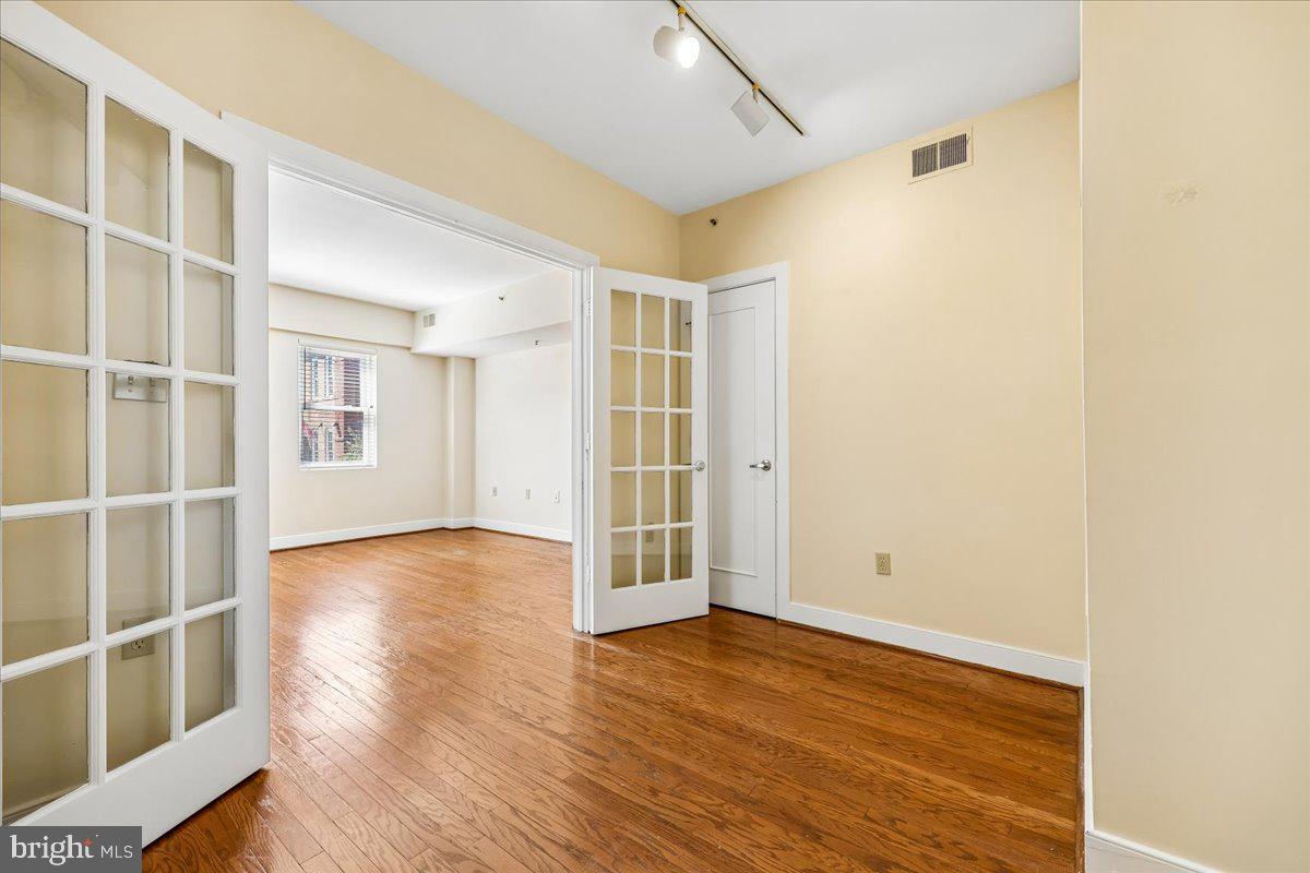 1727 R St Nw #201 Property Photo 16