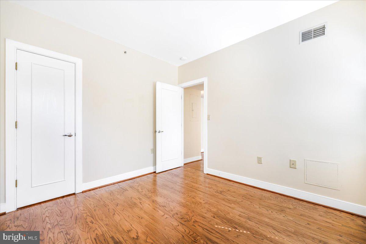 1727 R St Nw #201 Property Photo 32