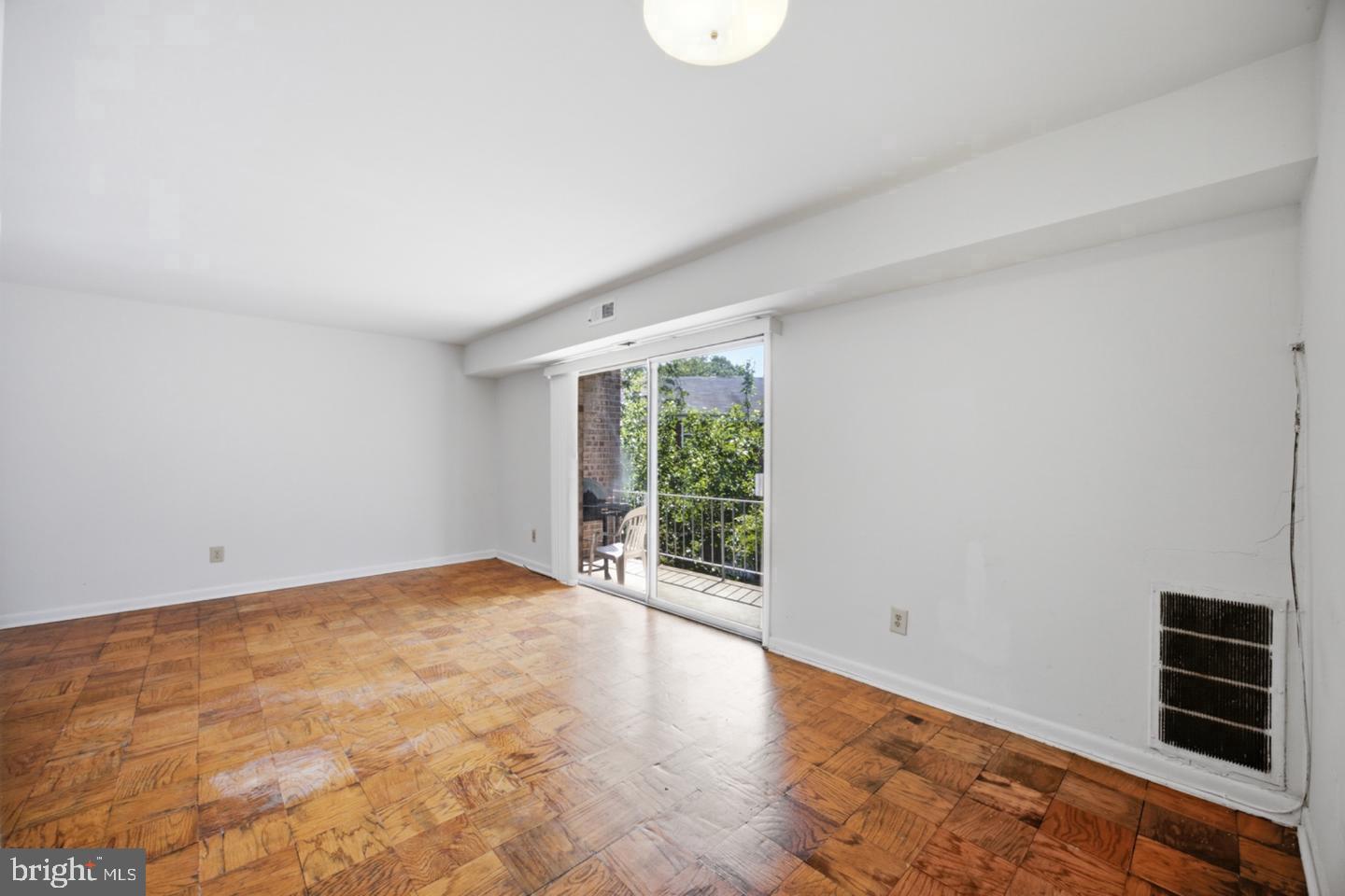 1307 Congress St Se #3 Property Photo 5