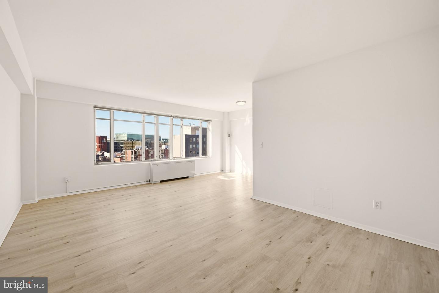 1711 MASSACHUSETTS AVE NW #808 Property Photo 1