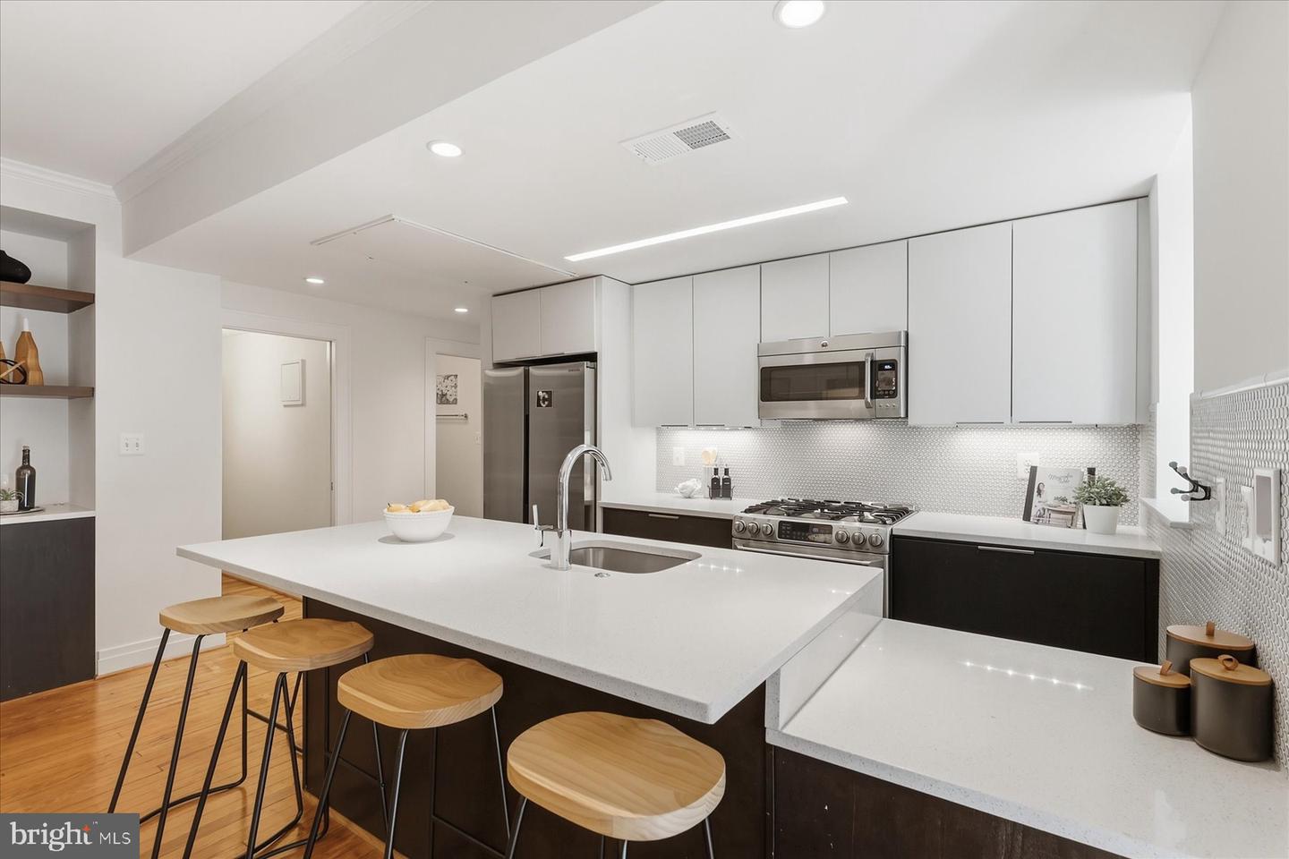 1811 Wyoming Ave Nw #22 Property Photo 6