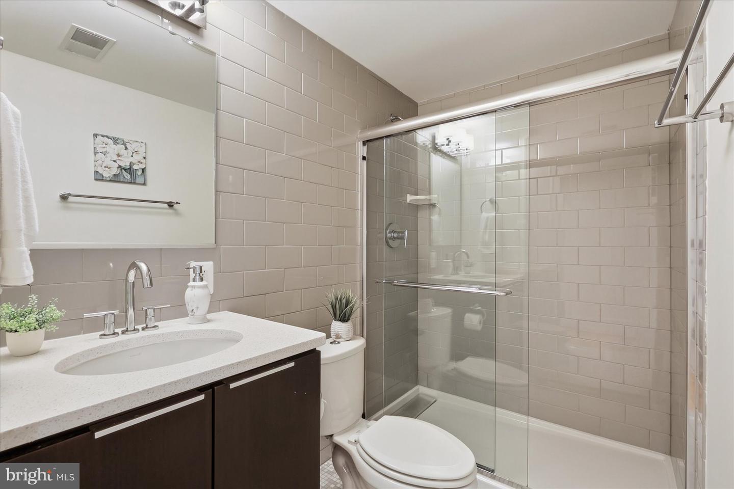 1811 Wyoming Ave Nw #22 Property Photo 17