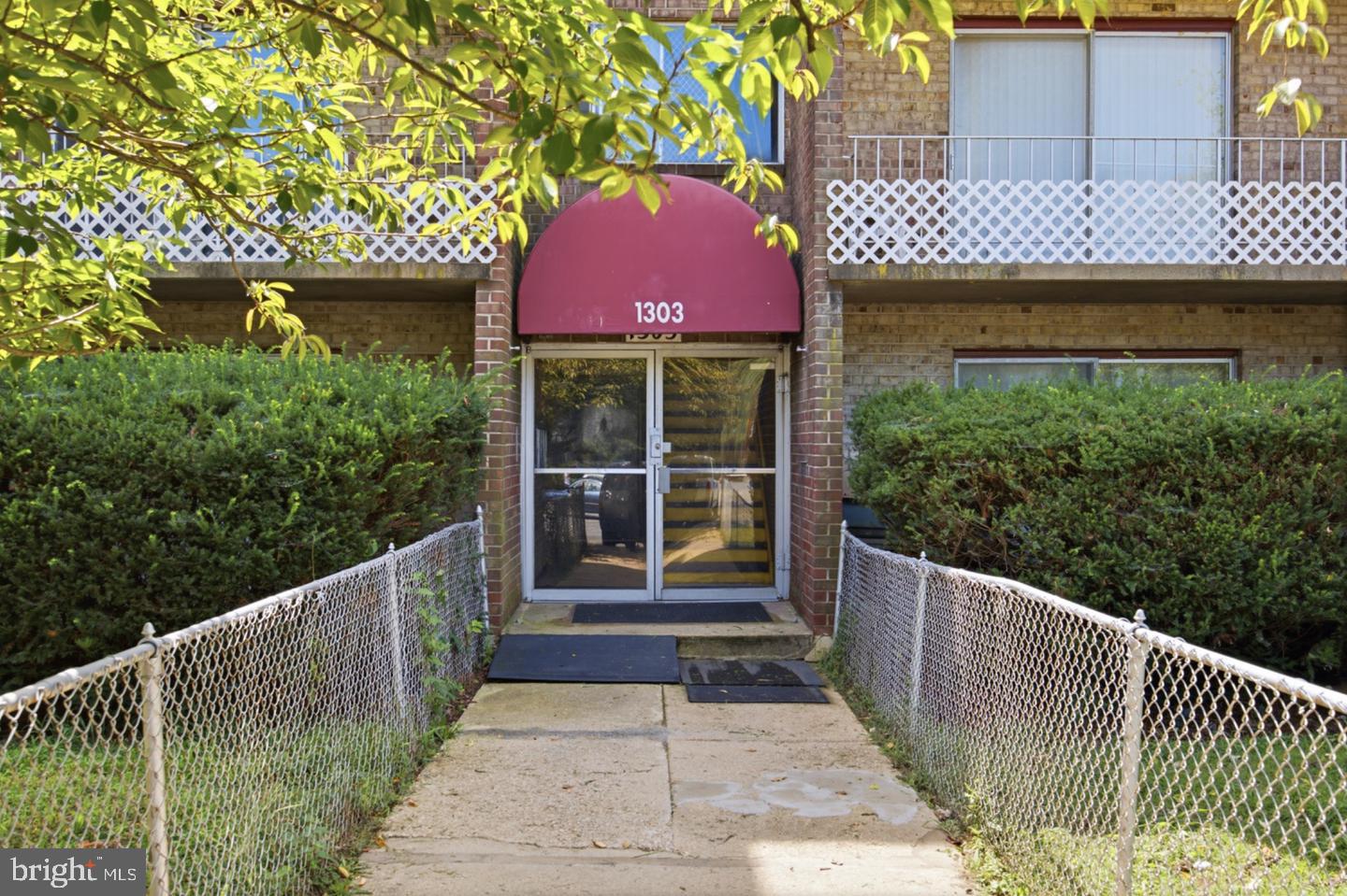 1303 CONGRESS ST SE #1 Property Photo 1