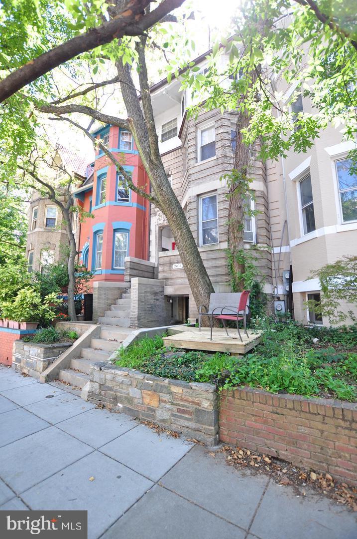 1904 Calvert St Nw #2 Property Photo 3