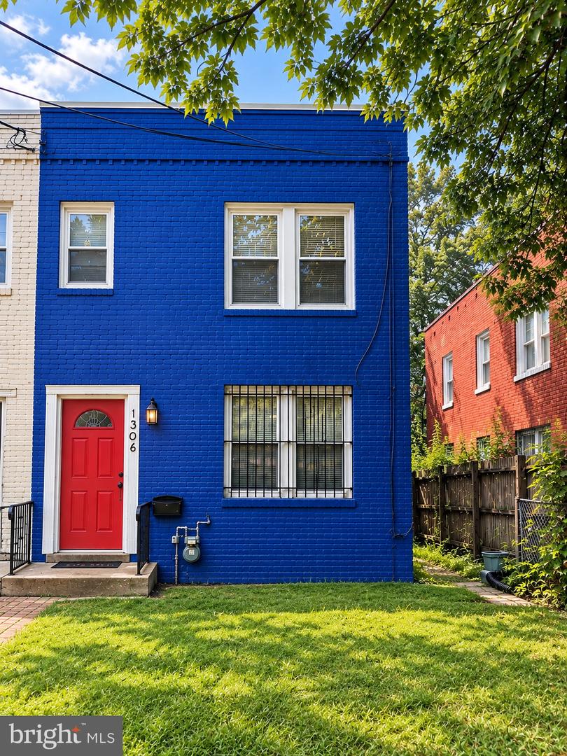 1306 Eastern Ave Ne Property Photo 1