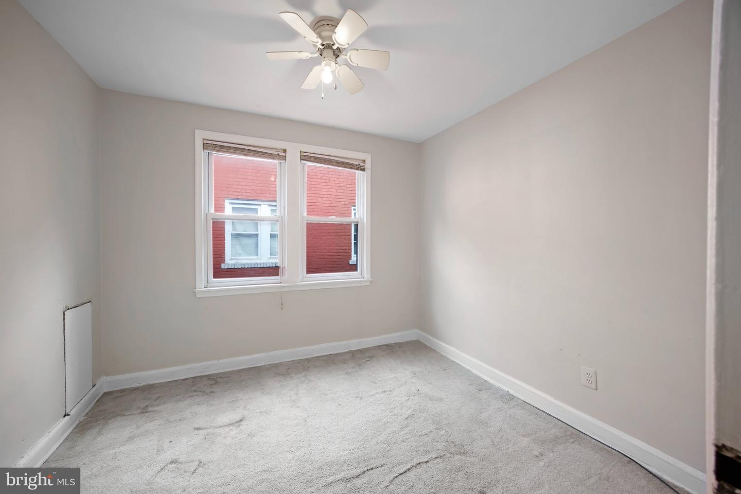 1306 Eastern Ave Ne Property Photo 19