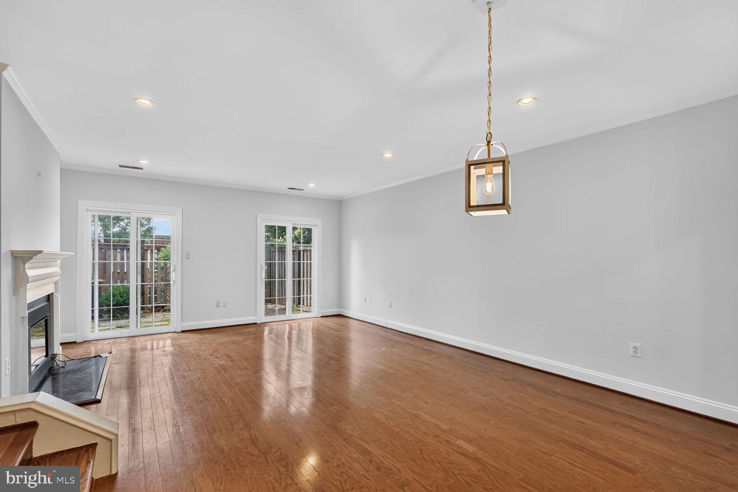 1636 Beekman Pl Nw #d Property Photo 13