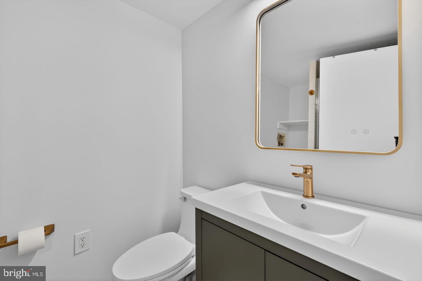 700 7th St Sw #734 Property Photo 6