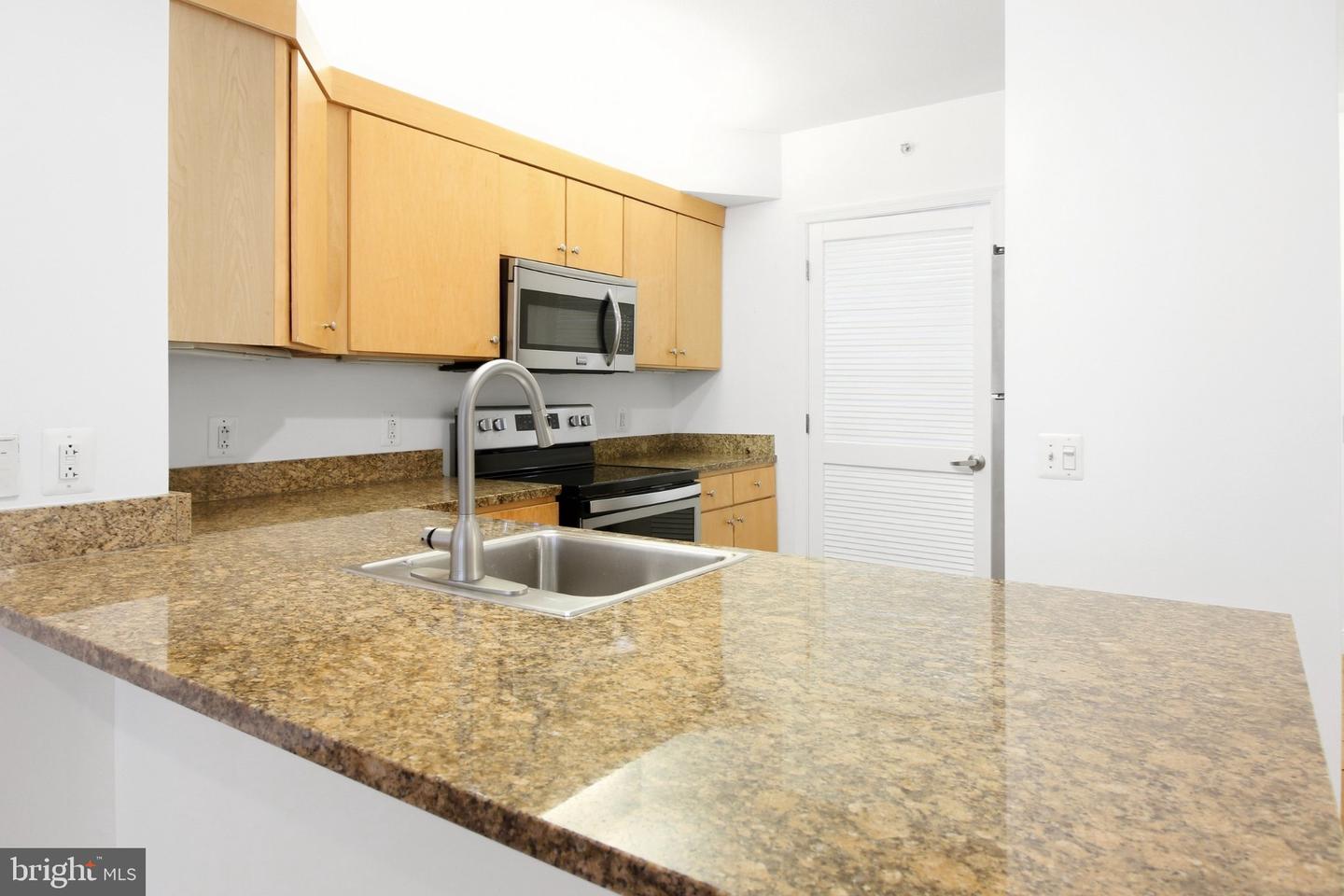 616 E St Nw #721 Property Photo 6