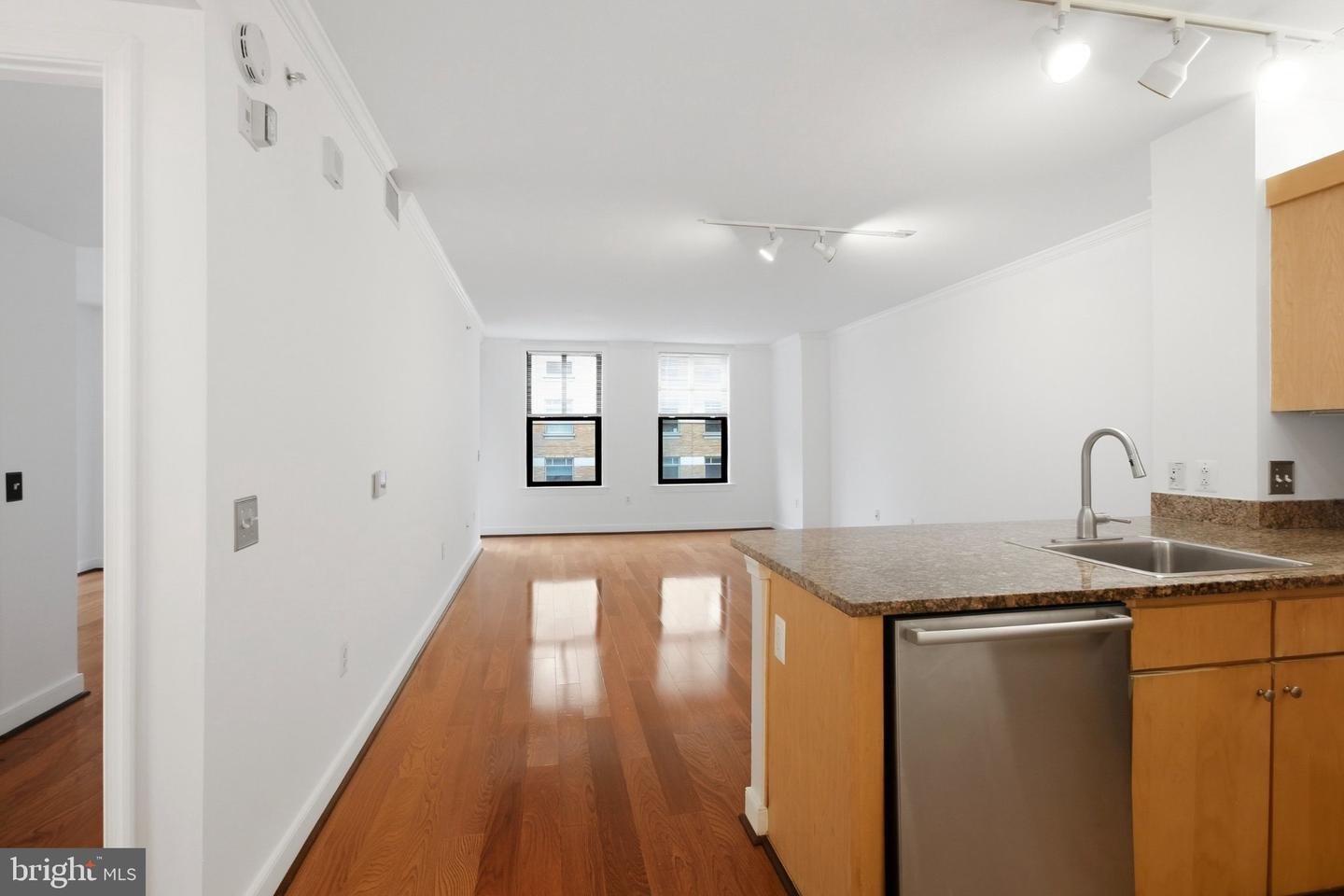 616 E St Nw #721 Property Photo 7