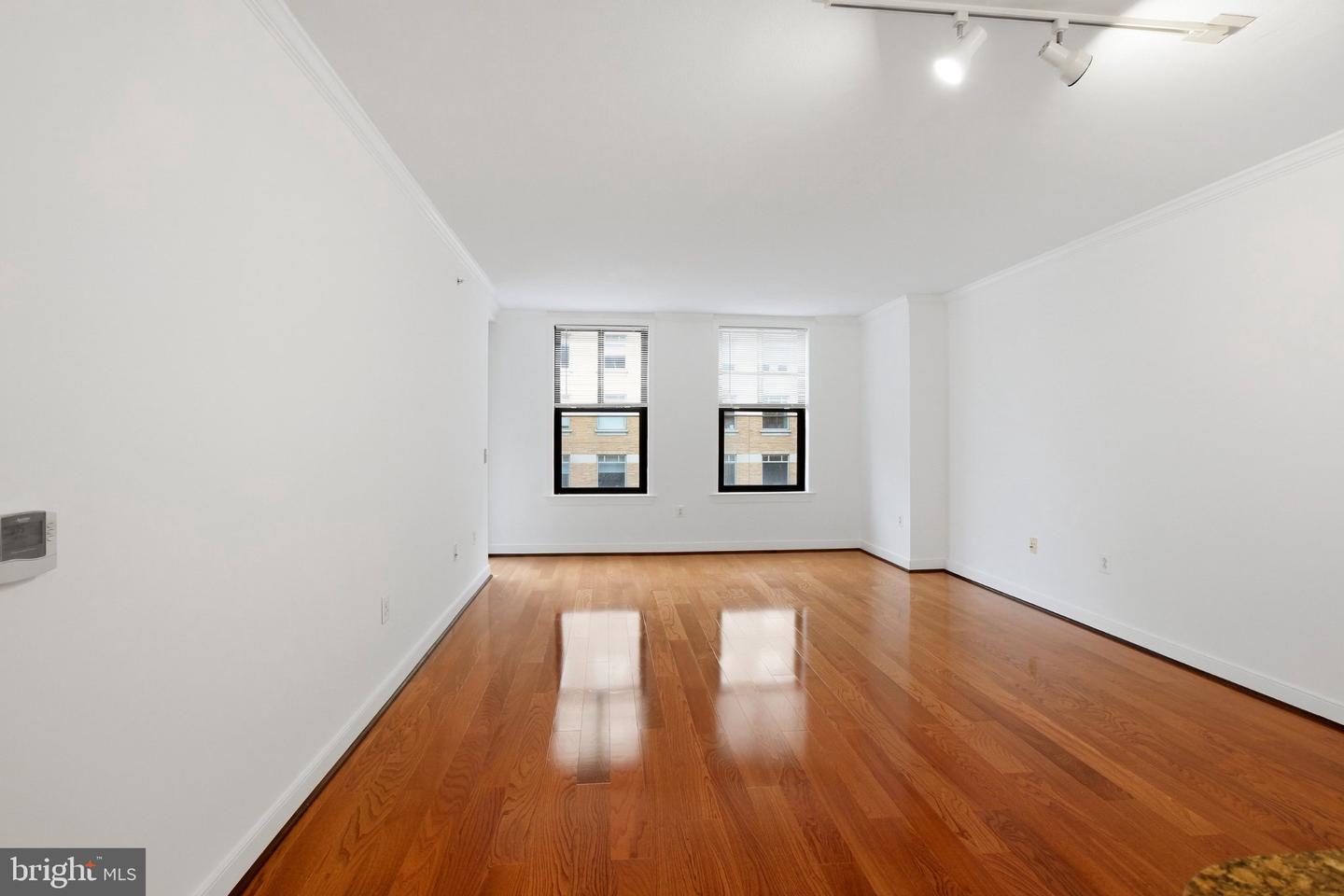 616 E St Nw #721 Property Photo 8