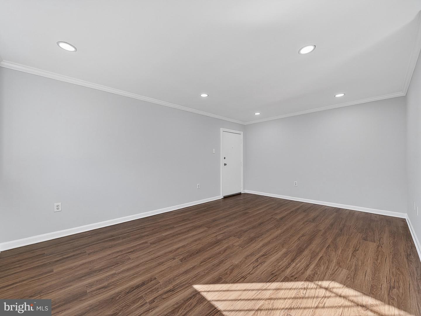 3111 Naylor Rd Se #104 Property Photo 7