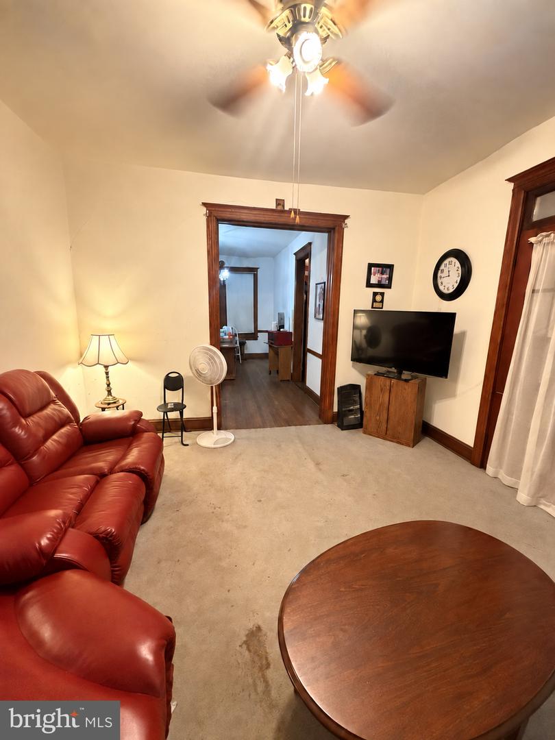 3224 Warder St Nw Property Photo 8