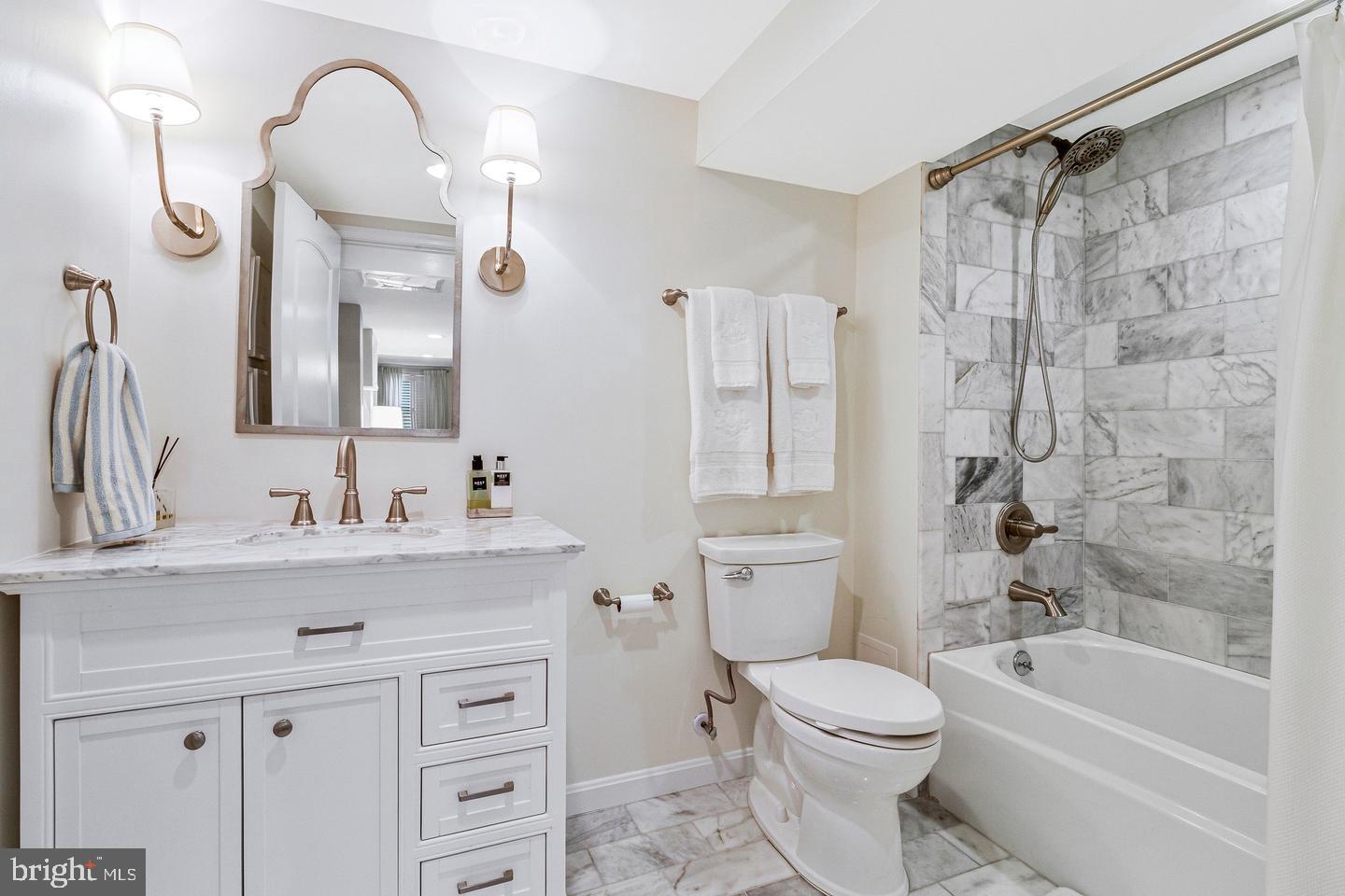 4607 Kenmore Dr Nw Property Photo 39