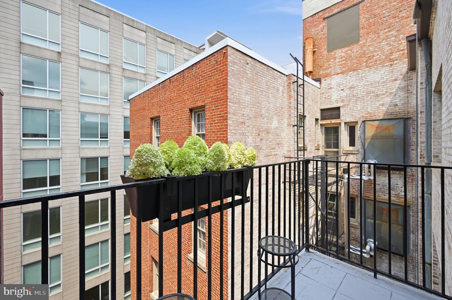 1026 16th St Nw #801 Property Photo 12