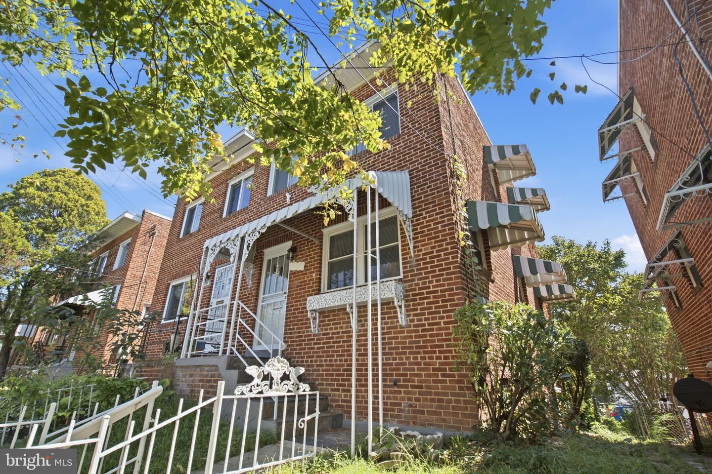 4229 Fort Dupont Ter Se Property Photo 3