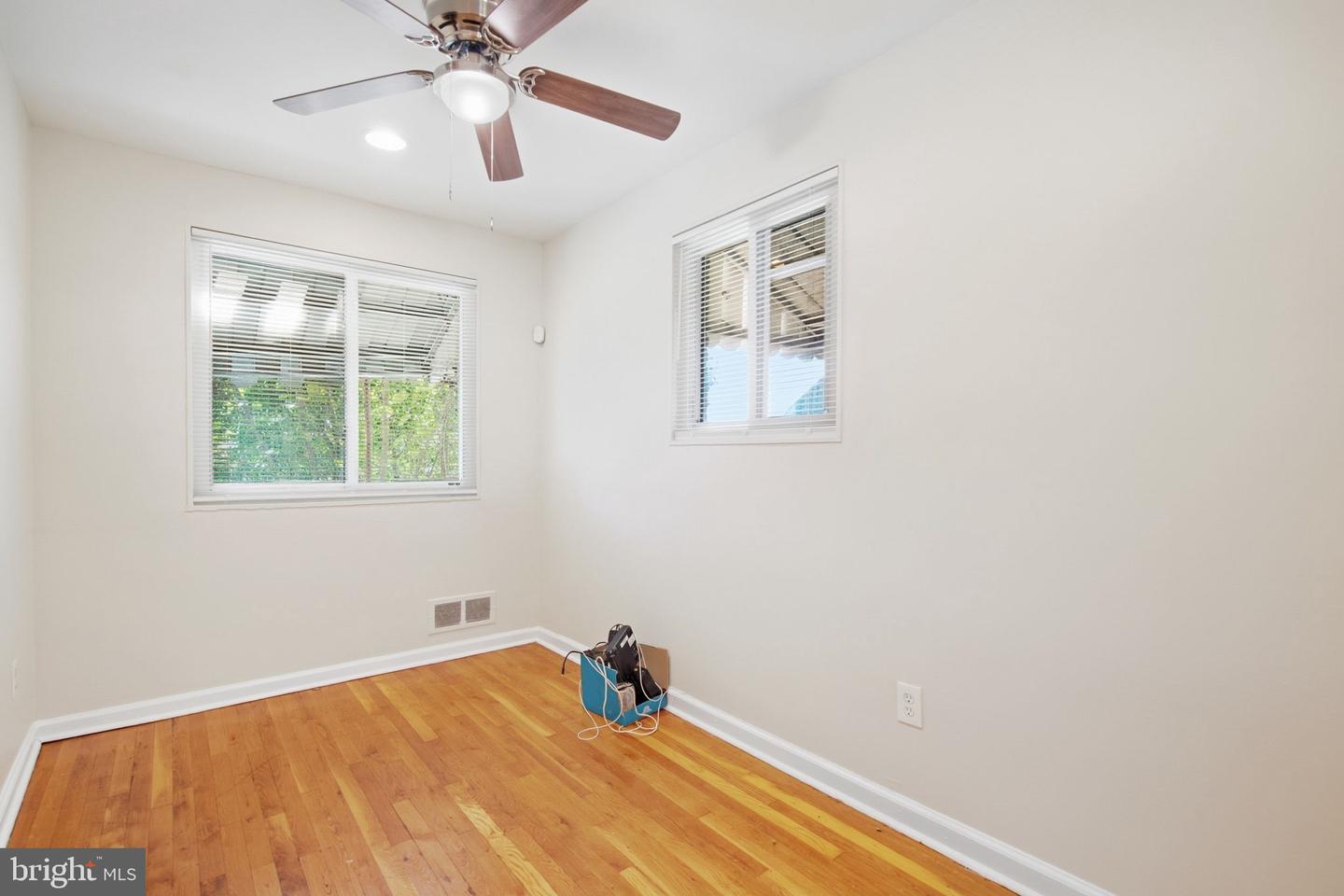 4229 Fort Dupont Ter Se Property Photo 6