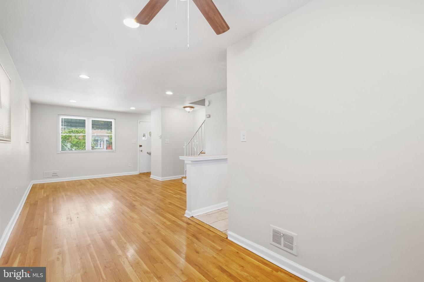 4229 Fort Dupont Ter Se Property Photo 8