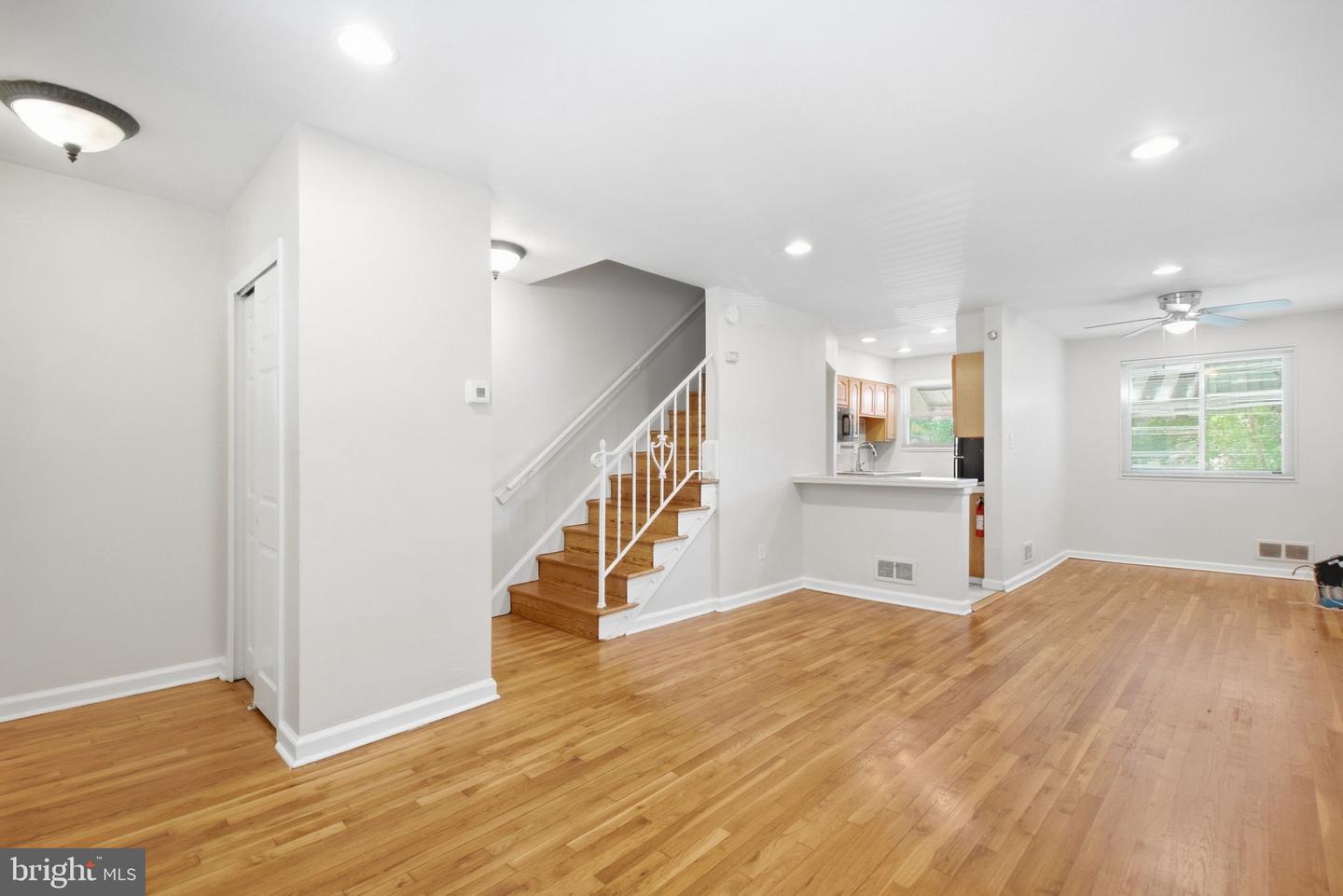 4229 Fort Dupont Ter Se Property Photo 11