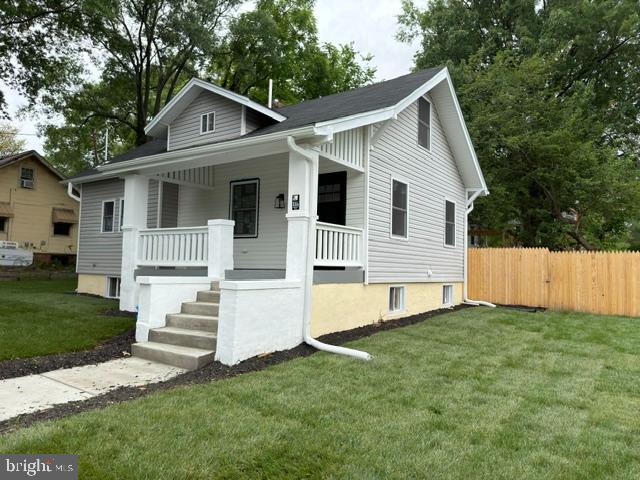 1004 Shepherd St Ne Property Photo 6