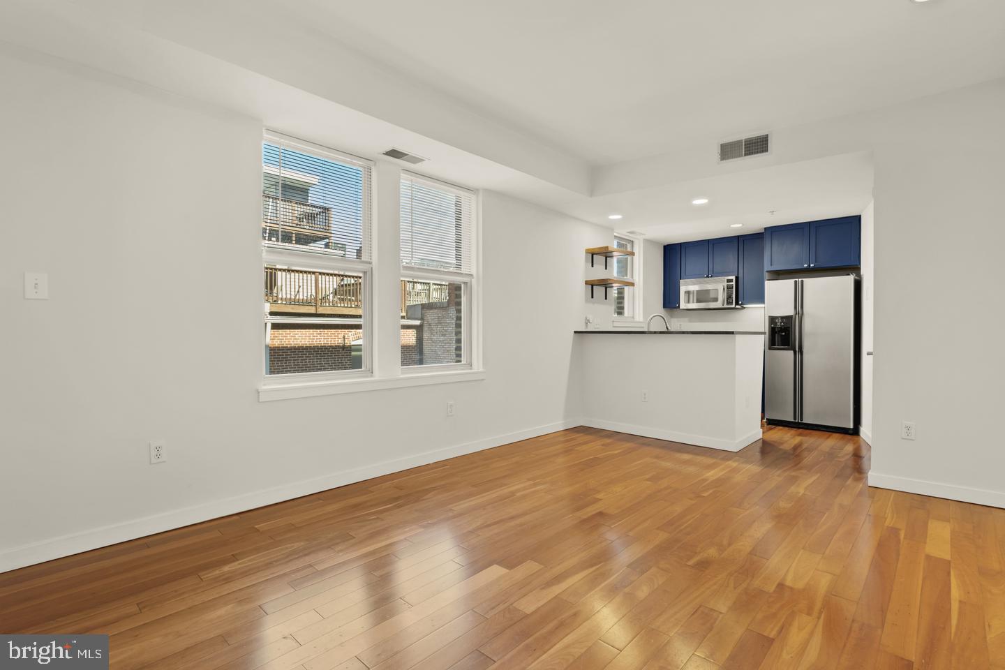 2535 13th St Nw #203 Property Photo 4