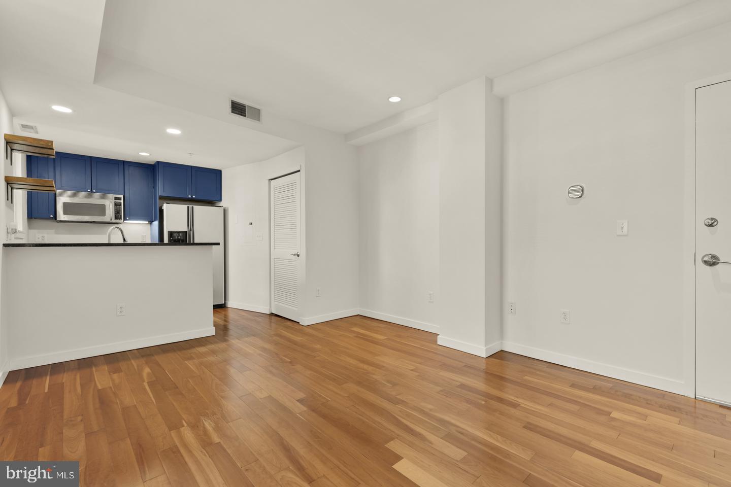 2535 13th St Nw #203 Property Photo 5