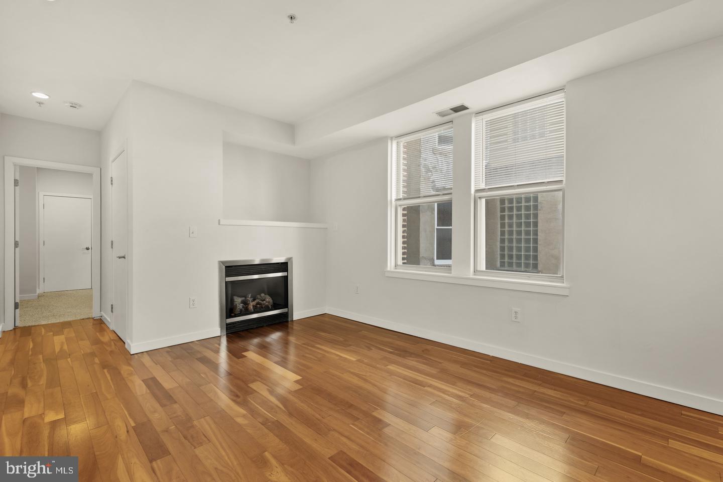 2535 13th St Nw #203 Property Photo 7