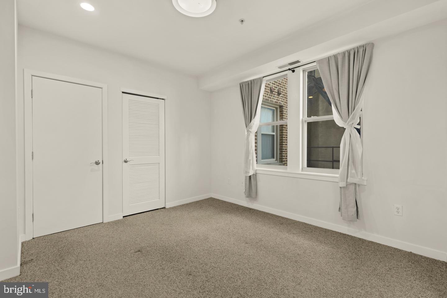 2535 13th St Nw #203 Property Photo 12