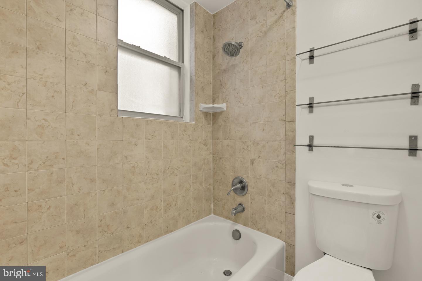 2535 13th St Nw #203 Property Photo 17