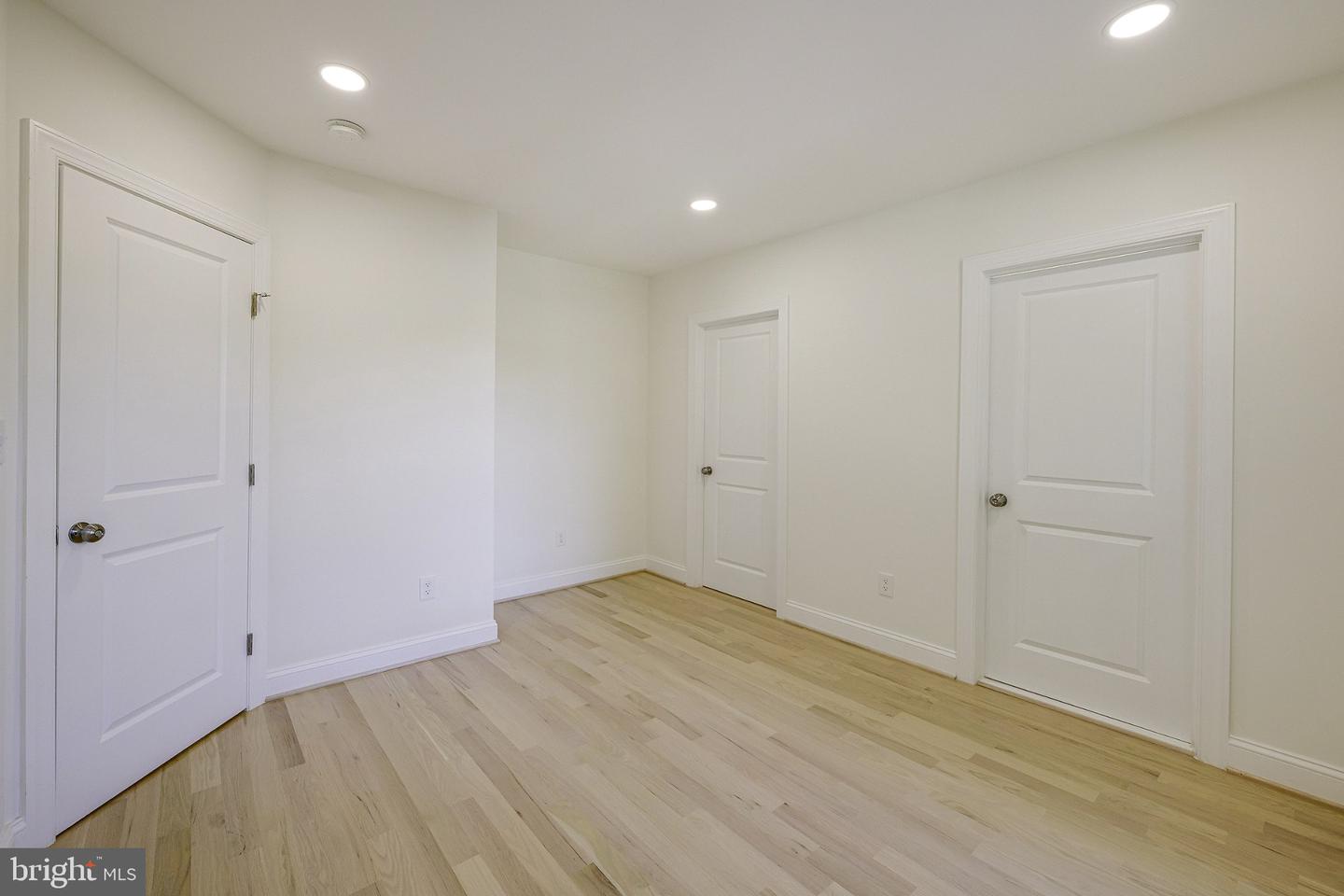 DCDC2283842 Property Photo 20