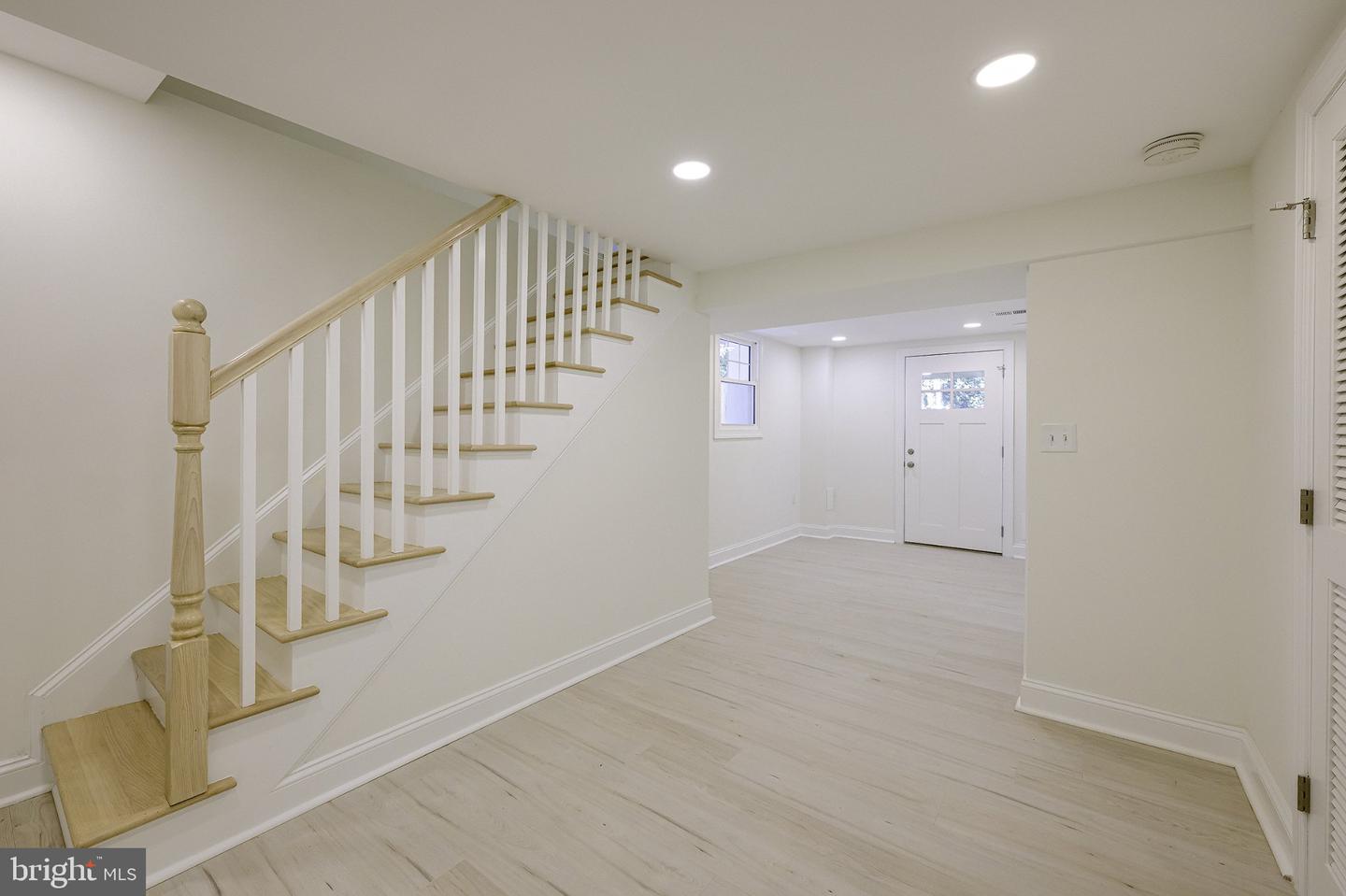 DCDC2283842 Property Photo 30