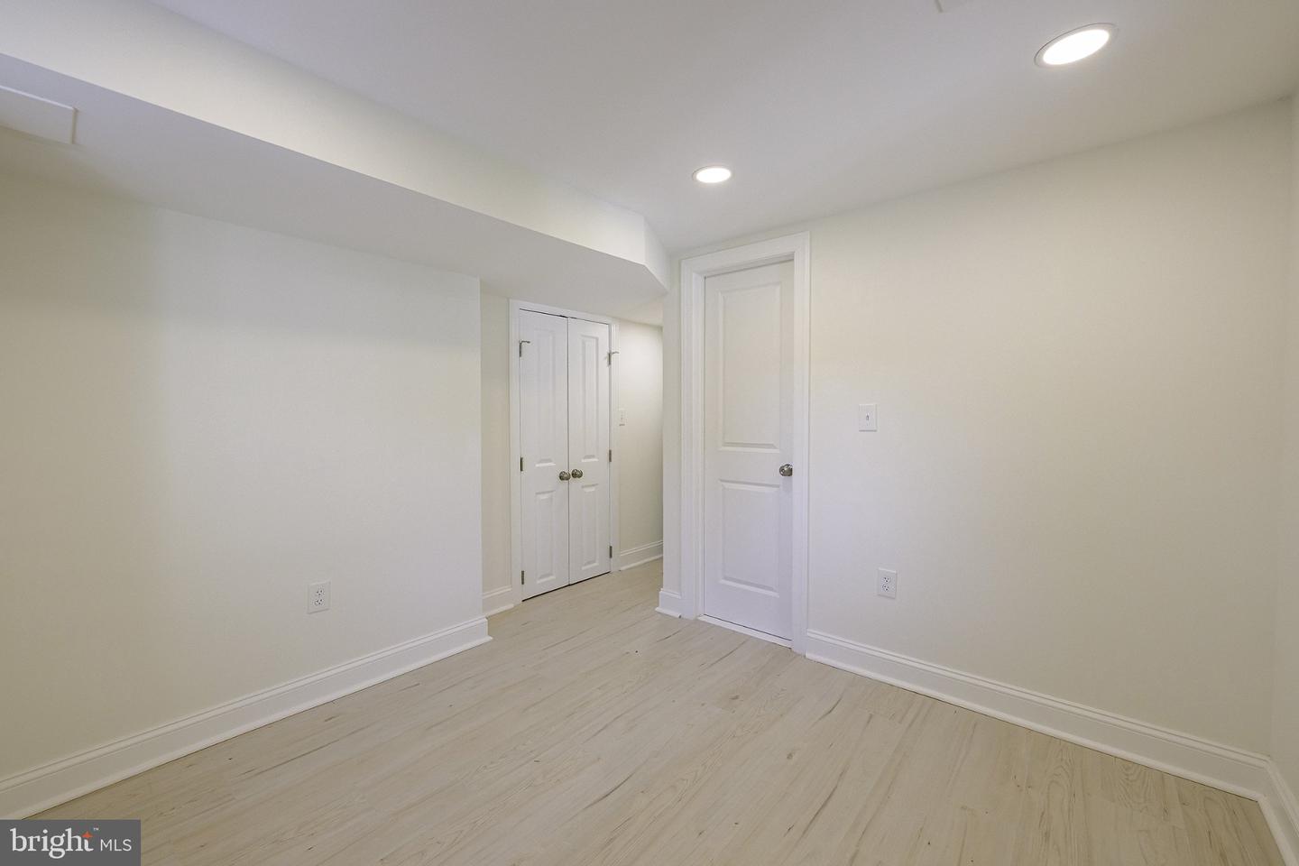 DCDC2283842 Property Photo 37