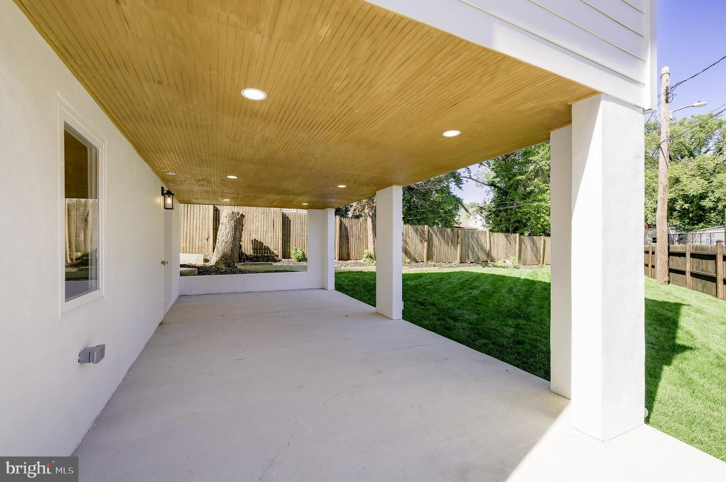 DCDC2283842 Property Photo 40