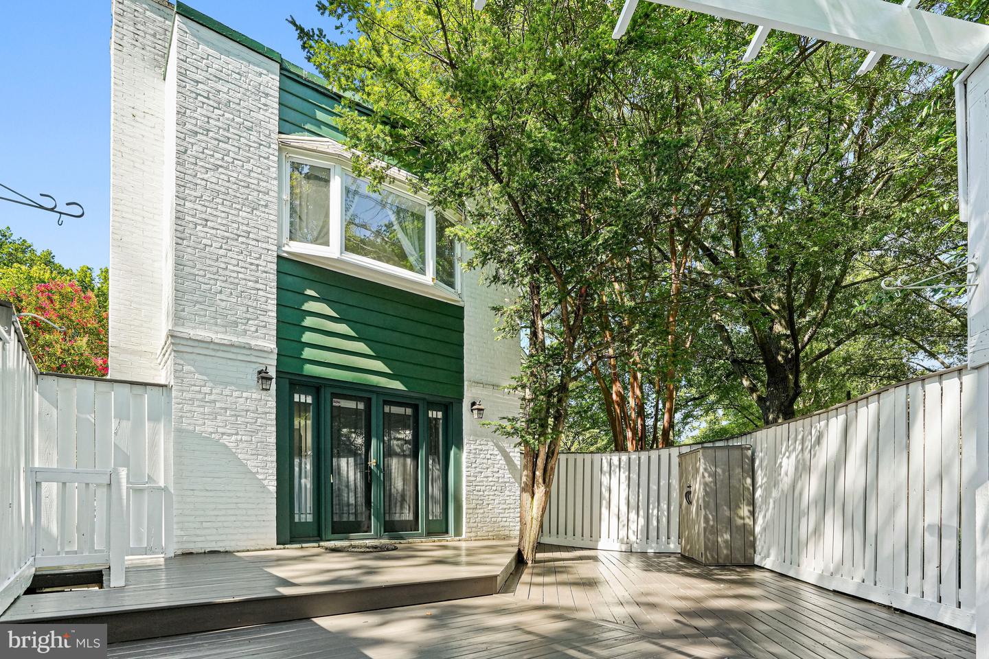 2749 Arizona Ave Nw Property Photo 34
