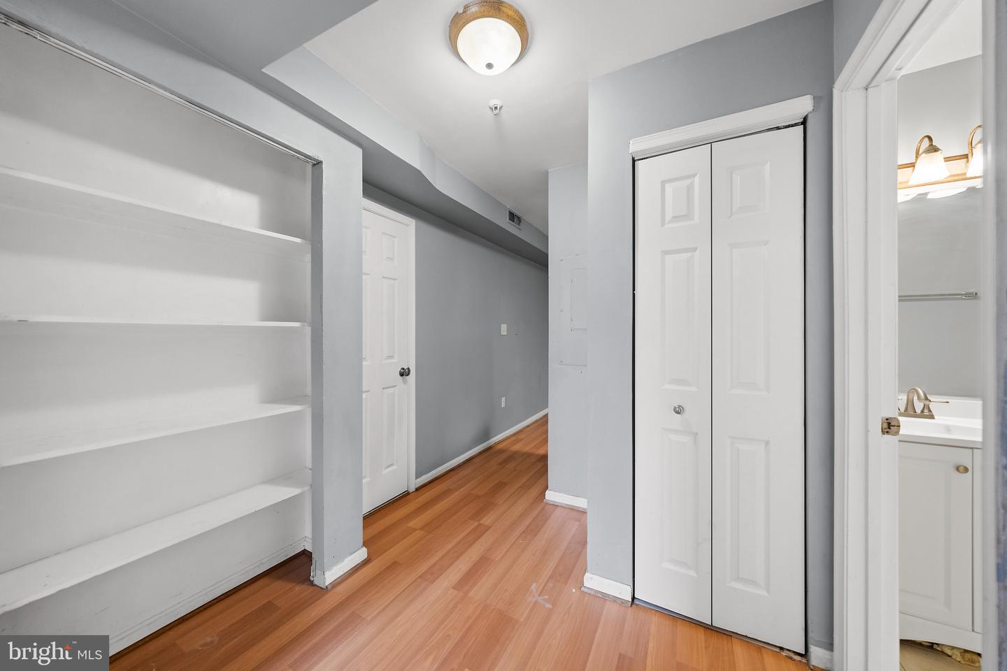 1310 Congress St Se #302 Property Photo 6