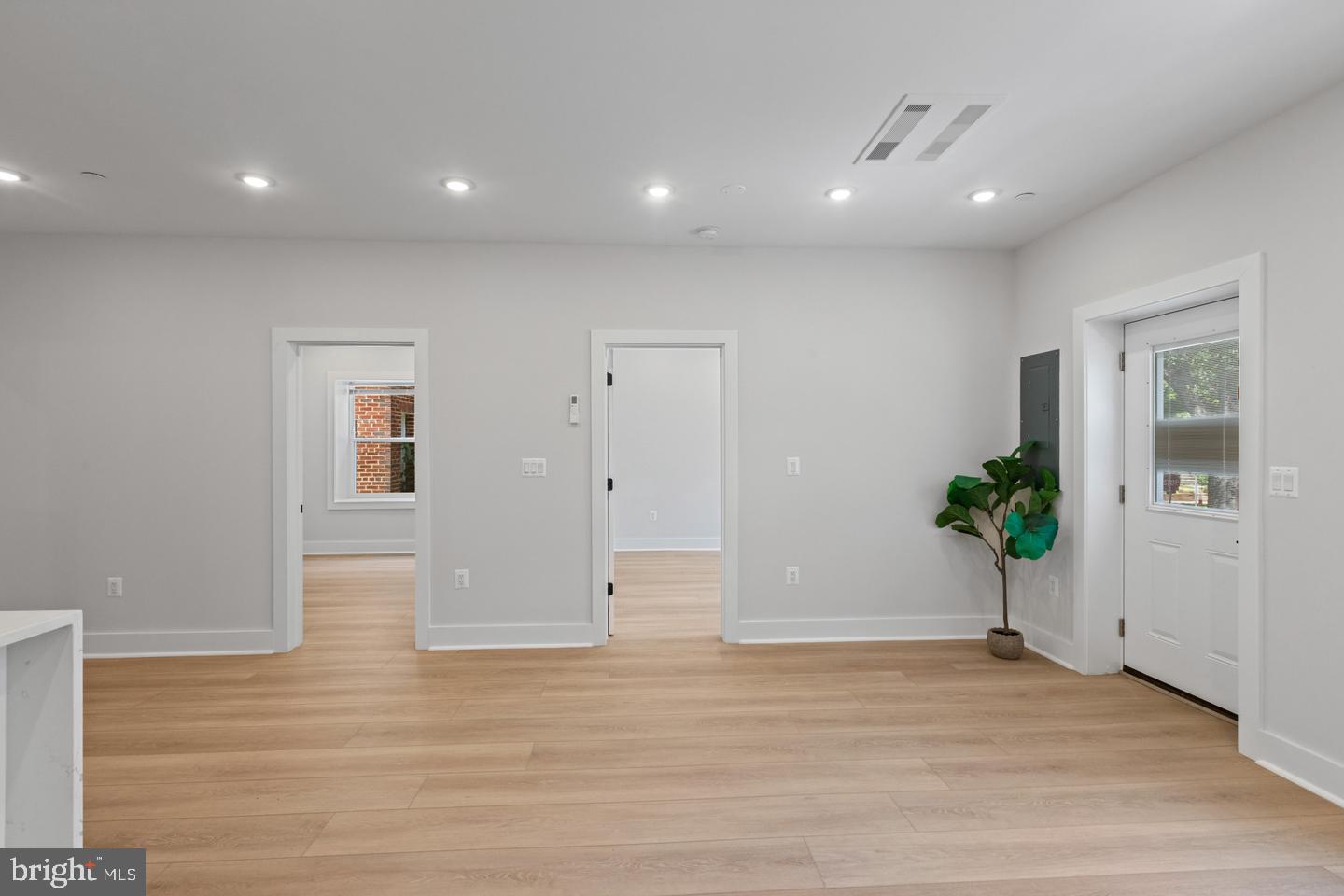 2236 40th St Nw #4 Property Photo 13
